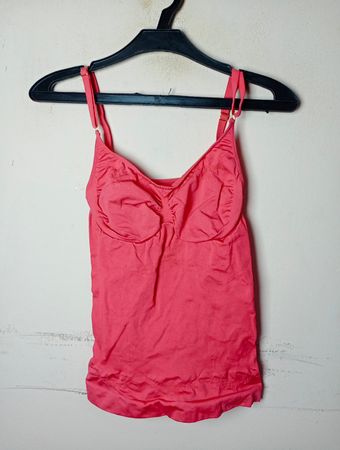 Korallenfarbene Camisole-Top