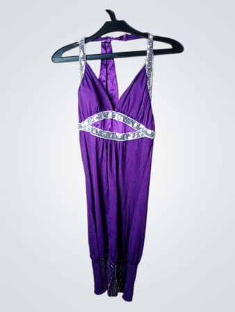 „GZSZ Kollektion Lila Perlen Halterkleid“