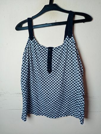 Schwarzes und weißes Karomuster Tanktop