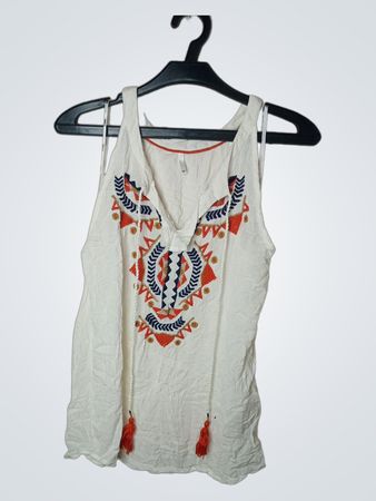 ONLY Weißes Besticktes Top mit Quasten