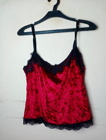 Versall Red Velvet Lace Trim Camisole