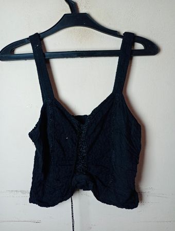 Schwarzes 100% Viskose Crop Top