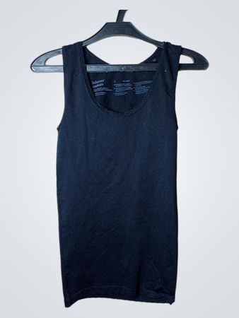 Jolinesse Black Tank Top