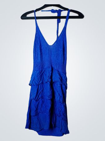 Blaues Rüschenkleid