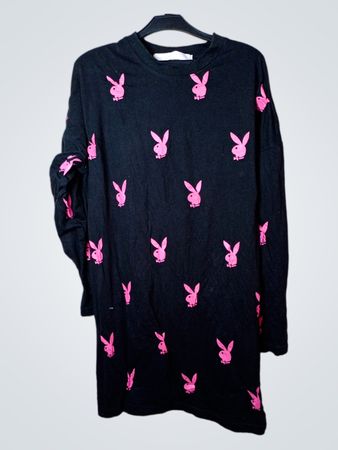 Missguided Langarm-T-Shirt-Kleid Schwarzes Playboy-Graphic