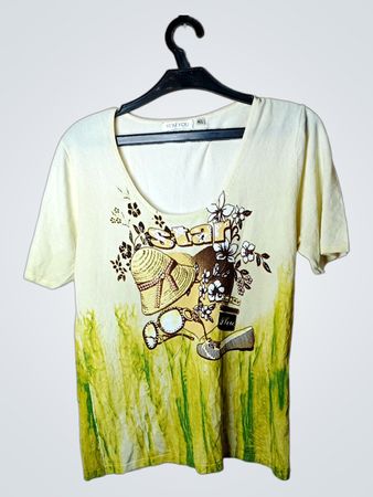 YOU YOU Star Graphic T-Shirt