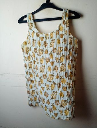 Plissee Blumenshirt