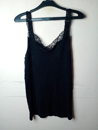 Schwarzes Spitzen-Bra-top