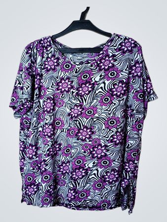 Okay Damen Floral-Print T-Shirt