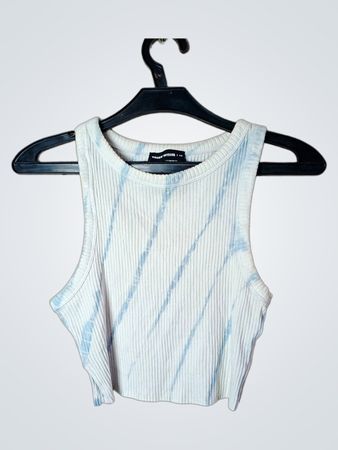 TALLY WEiJL Ripp-Crop-Top mit blauem Batik