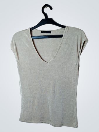 MOHITO V-Ausschnitt T-Shirt