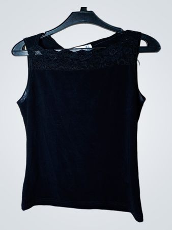 Schwarzes Tanktop mit Spitzenbesatz