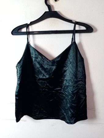 Schwarzes Top