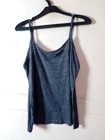 Ich liebe BASICS CLOCKHOUSE Spaghetti-Top