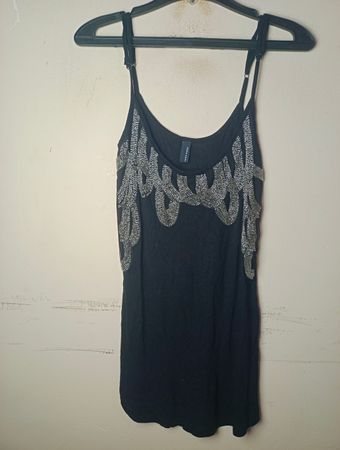 Vero Moda Schwarzes Verziertes Cami-Top