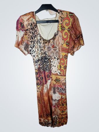 Boho-Druckkleid mit verziertem Ausschnitt