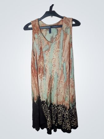 SIMRAN Ärmelloses Batik Kleid mit Spitzenrand