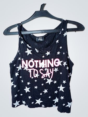 Page One Junger schwarzer Cropped-Top mit pinkem „NOTHING TO SAY“-Grafik und Sternenprint