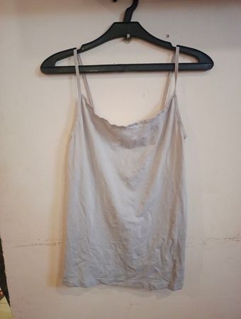 Hellgraues Spaghetti-Träger-Camisole