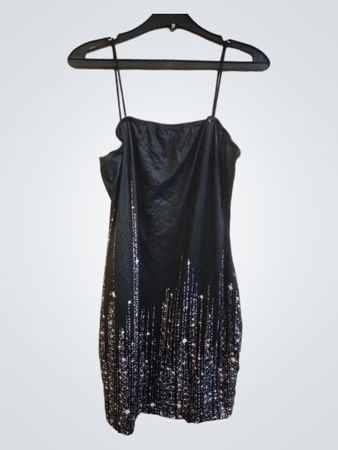 Schwarzes Spaghetti-Trägerkleid mit Sternenblitzmuster
