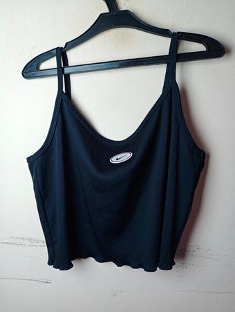 Nike Schwarzes Ripp-Top mit Spaghettiträgern