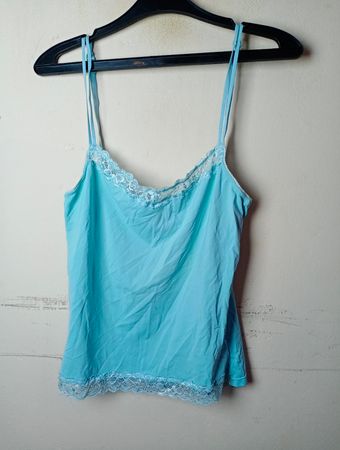 TCM Blaue Spitzenbesatz Cami Top