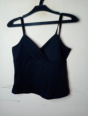 Schwarzes Cami-Top