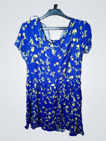 Girlfriend Collective Blaues Blumenkleid