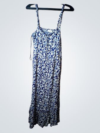 Maxikleid mit blauem Blumenmuster