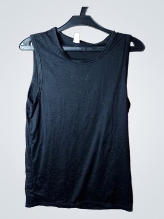 Schwarzes Tanktop