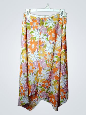 Veiden Floral Print Rock