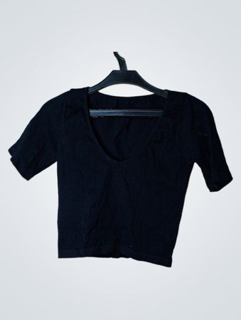 Schwarzes geripptes Cropped Top