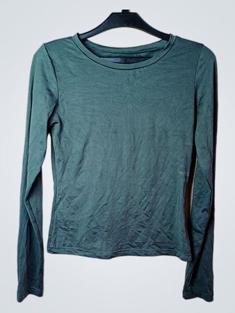 Grünes Langarm-T-Shirt