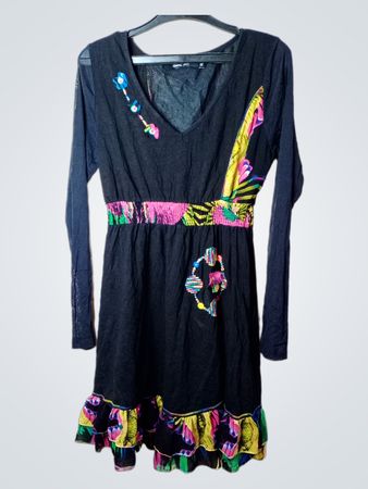 eslay DESIGN Schwarzes Kleid mit buntem Blumenmuster