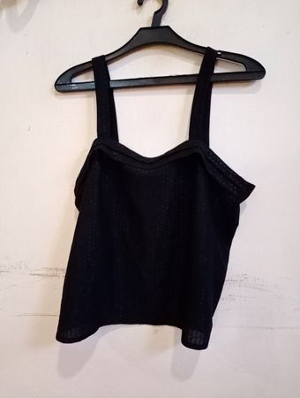 Schwarzes Tanktop