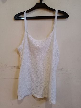 Weißes Spitzen-Camisole
