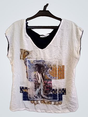 Gram Malice Damen Grafikdruck V-Ausschnitt T-Shirt
