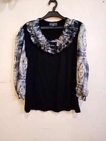 CHEBETEX Damen schwarze Bluse mit Schlangenprint-Ärmeln