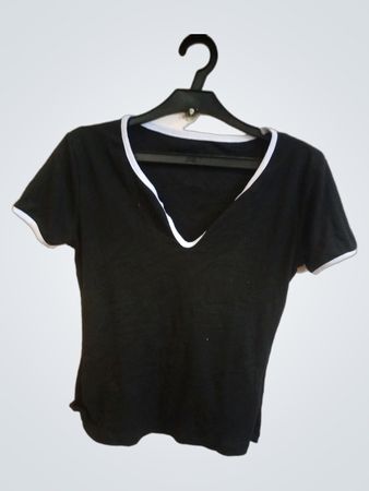 Ardene Schwarzes Geripptes V-Ausschnitt T-Shirt