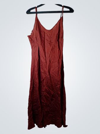 Rotes Slip-Kleid