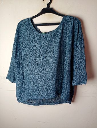 United Colors of Benetton Blauer Spitzenoberteil