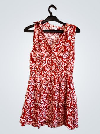 Love Tree Happens Rote Blumenkleid