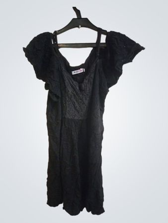 JustFab Mini Kleid mit schwarzen Spitze-Details