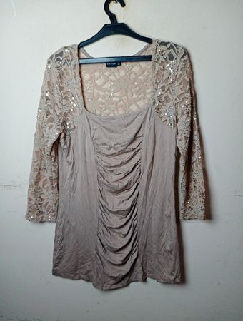 BODYFLIRT Lace and Sequined Top