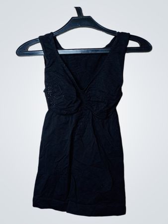 Schwarzes ärmelloses V-Ausschnitt-Kleid