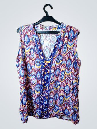 Ärmellose V-Ausschnitt-Bluse mit Ikat-Print