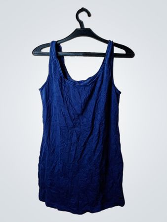 Blaues Tanktop