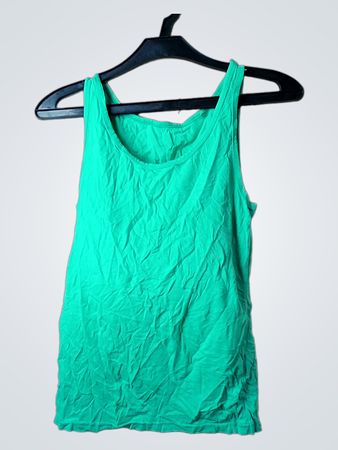 Grünes Tanktop