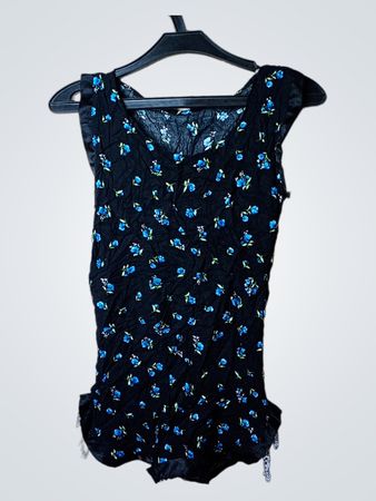 Schwarzer Blumenmuster-Overall