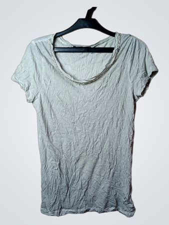Mathew Huser Grau T-Shirt mit Kettendetails